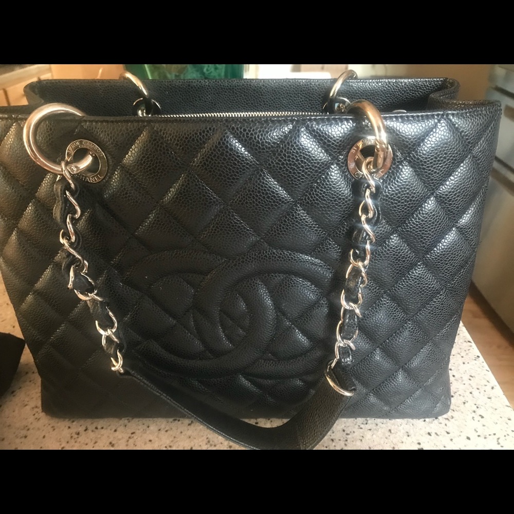 Grande Shopper Tote Black Caviar